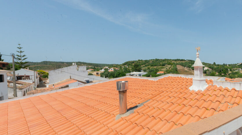 Traditional Algarve House in Barão de São Miguel